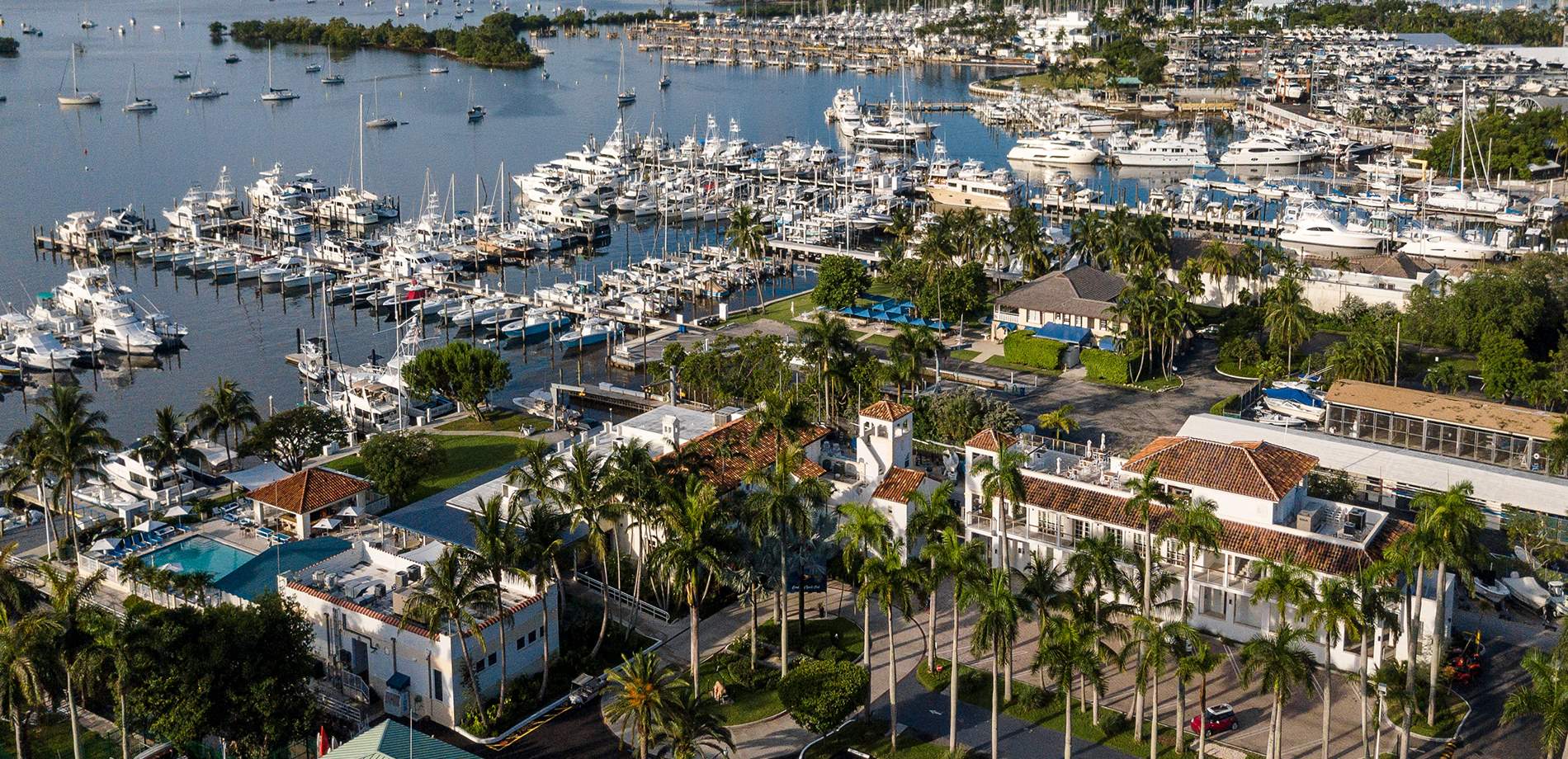 coral reef yacht club wedding